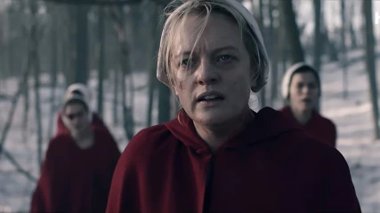 The Handmaid's Tale: Στο νέο trailer της 4ης σεζόν η Elisabeth Moss ζητά μόνο δικαιοσύνη