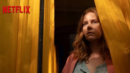 The Woman in the Window: Στο νέο trailer το θρίλερ με την Amy Adams παίζει με το μυαλό σας 