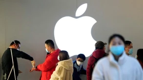 Η Apple ερευνά αν το Apple Watch μπορεί να ανιχνεύσει την COVID-19