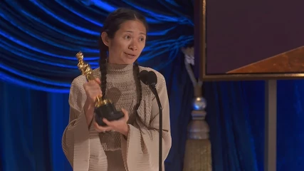 Όσκαρ 2021: Ιστορική νίκη για την Chloe Zhao στο βραβείο Καλύτερης Σκηνοθεσίας (ΒΙΝΤΕΟ)