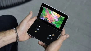 Η Microsoft μετέτρεψε το Surface Duo σε φορητή Xbox κονσόλα