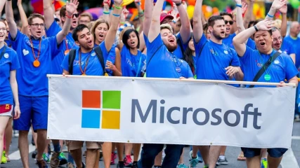 Η Microsoft δίνει bonus πανδημίας $1.500 στους υπαλλήλους της