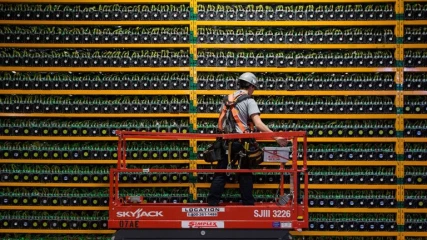 Το Bitcoin mining μετακομίζει και εγκαταλείπει την Κίνα