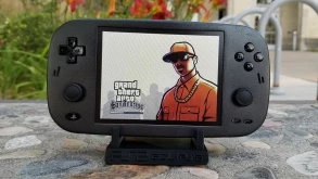 Modder έφτιαξε ένα φορητό PS2 και το αποτέλεσμα είναι εντυπωσιακό! (ΒΙΝΤΕΟ)