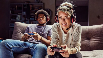 Το Xbox θέλει να παίζετε πιο ξεκούραστα τα βράδια και βρήκε τον τρόπο