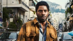 Το Beckett του Netflix, που γυρίστηκε στην Ελλάδα, το λες και τρικυμία εν κρανίω | Review