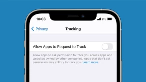 Η νέα πολιτική ιδιωτικότητας της Apple έχει κοστίσει χρυσάφι στις social media εταιρίες