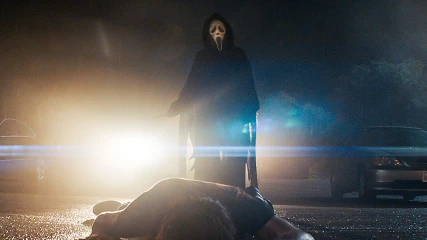 Scream: Δείτε τα νέα στιγμιότυπα από την φρικιαστική επιστροφή του Ghostface