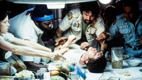 Η ιστορία πίσω από την “chestburster” σκηνή του Alien που φρίκαρε τους ηθοποιούς