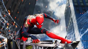 Οι στολές του "No Way Home" έρχονται στο Spider-Man του PS5 και μόνο εκεί (BINTEO)