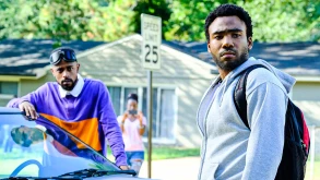 Αυτό είναι το πρώτο teaser από την 3η σεζόν του “Atlanta”!