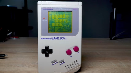 Δείτε το GTA V να τρέχει στο πρώτο Game Boy - Ναι, απίστευτος προγραμματιστής το κατάφερε!