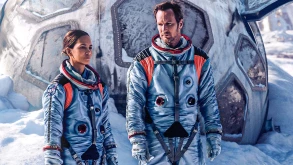 Moonfall: Patrick Wilson, Halle Berry και John Bradley προσπαθούν να σώσουν τη Γη από την καταστροφή (ΒΙΝΤΕΟ)