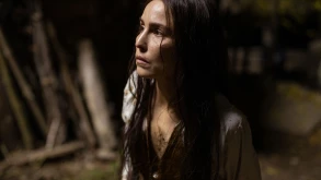 Αποκρυφιστικός τρόμος στο νέο trailer του "You Won't Be Alone" με τη Noomi Rapace