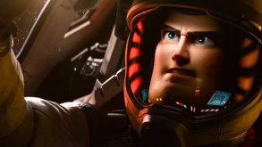 Το νέο βίντεο του “Lightyear” μάς ψήνει για μία καλοκαιρινή περιπέτεια