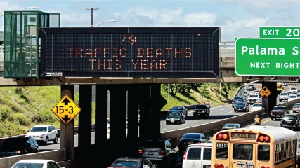 Για κάποιο λόγο, μερικά μηνύματα στις πινακίδες προκαλούν ατυχήματα