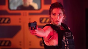 Το "Interceptor" είναι η νέα ταινία δράσης του Netflix που έχει κάτι από "Extraction" (ΒΙΝΤΕΟ)