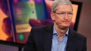Η Apple δεν είναι πλέον η πολυτιμότερη εταιρία στον κόσμο