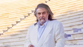 Έφυγε από τη ζωή ο σπουδαίος συνθέτης Βαγγέλης Παπαθανασίου