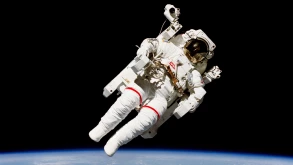 Η NASA ζητά βοήθεια για την ανάπτυξη των next-gen διαστημικών στολών της