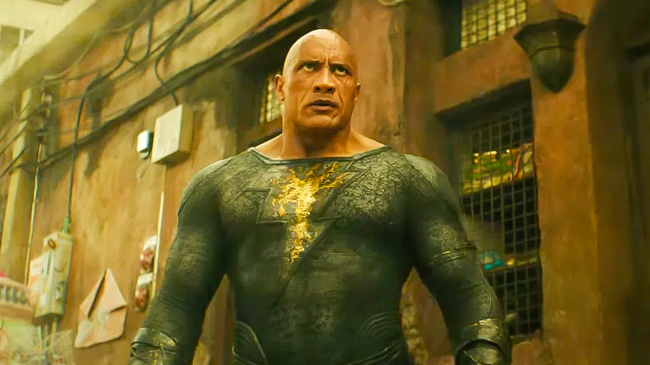 Black Adam: Η πρώτη αφίσα αποκαλύφθηκε με έναν αγριεμένο Dwayne Johnson