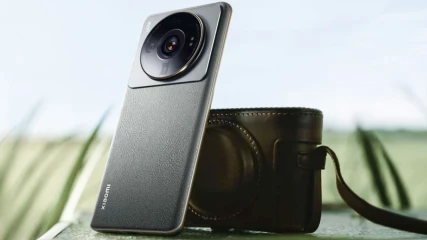 Επίσημο το Xiaomi 12S Ultra με την πιο εντυπωσιακή κάμερα στον κόσμο