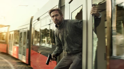 The Gray Man: Ανελέητο κυνηγητό με Ryan Gosling και Chris Evans στο νέο trailer