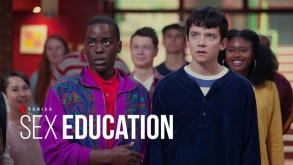Sex Education: Ξεκίνησαν τα γυρίσματα της 4ης σεζόν με έναν χαλαρό Ότις (ΦΩΤΟ)