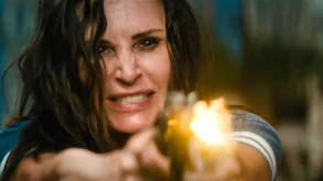 Η Courteney Cox ολοκλήρωσε τα δικά της γυρίσματα για το Scream 6 (ΒΙΝΤΕΟ)