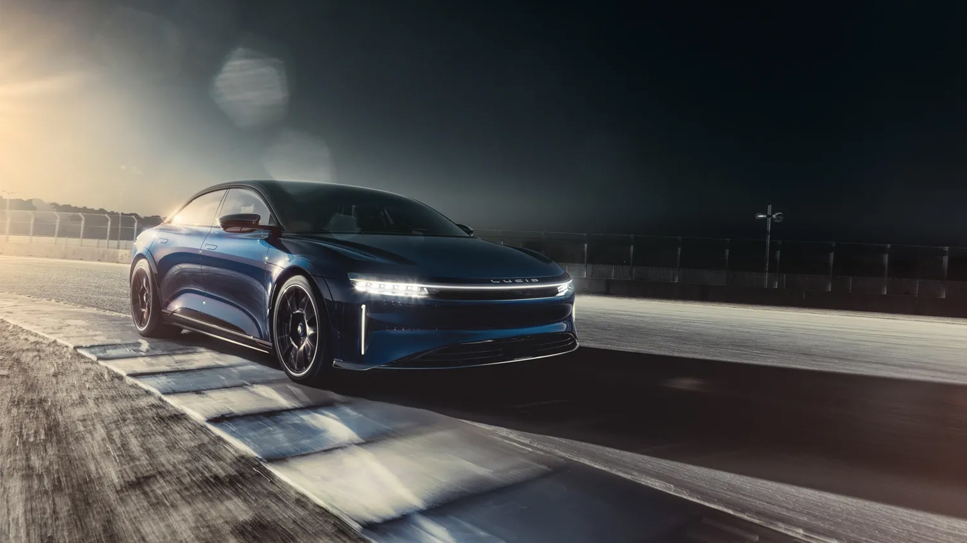 Το Lucid Air Sapphire έρχεται να κοντράρει το Tesla Model S Plaid (ΕΙΚΟΝΕΣ+ΒΙΝΤΕΟ)