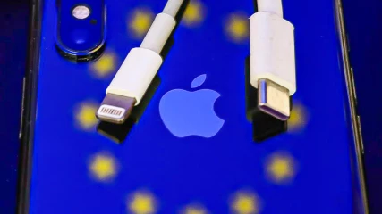 iPhone: Αντίο Lighting – Η Ευρωπαϊκή Ένωση κάνει υποχρεωτικό το USB-C