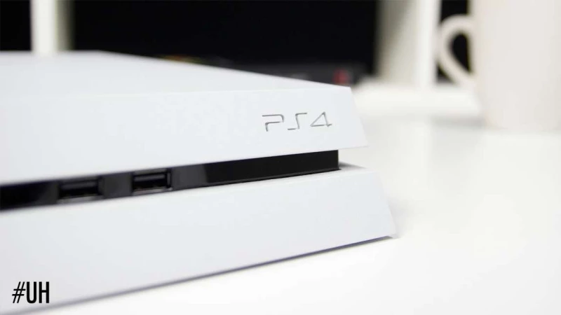 Στη κορυφή των charts και τον Ιούλιο το PS4